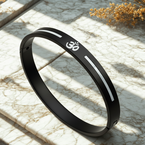 Om Black Cuff Kada – Silence That Speaks Strength